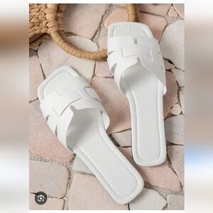 Elegant White Women's Fashion Flat Sandals Size 42/11 US